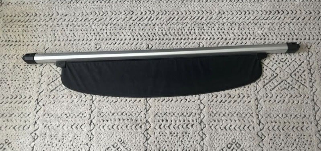 Mitsubishi Cargo Cover