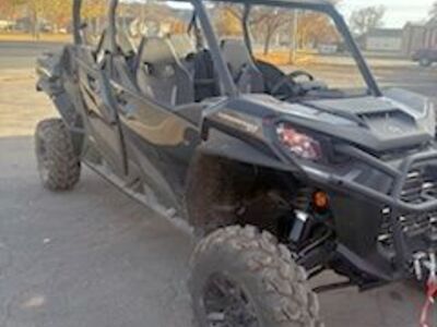 2025 Can-Am COMMANDER MAX XT 64 1000R