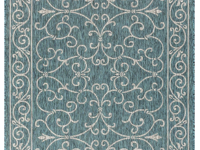 8 ft. X 10 ft. Indoor / Outdoor Area Rug -- New