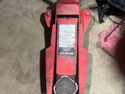 Snapon 2 Ton Floor Jack