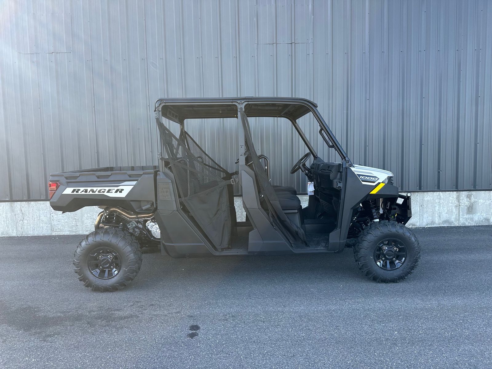 2026 Polaris RANGER CREW 1000 Premium Mirage Beige
