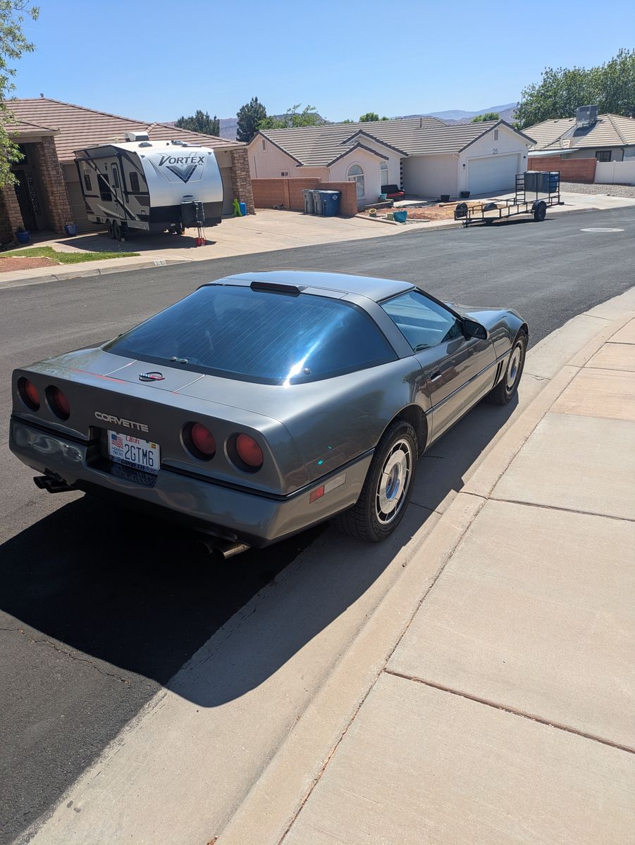 1987 CHEVROLET CORVETTE Base
