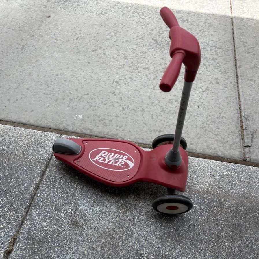 Radio Flyer Scooter