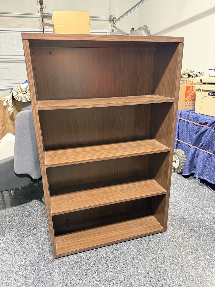 Solid 4 shelf bookshelf