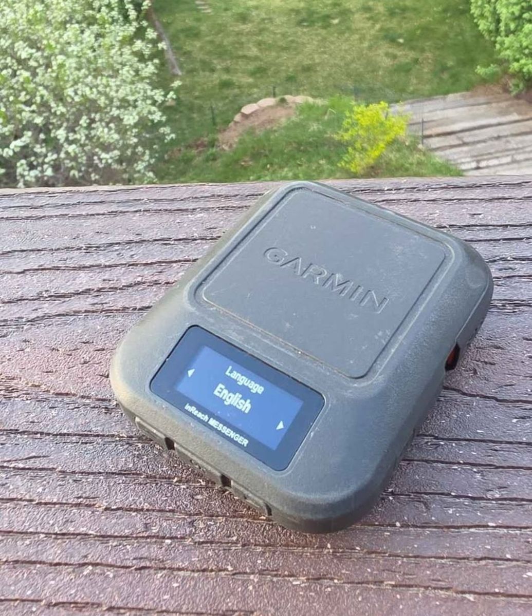 Garmin inReach messenger