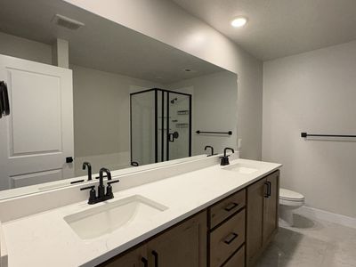 GIRLS ROOM IN VINEYARD