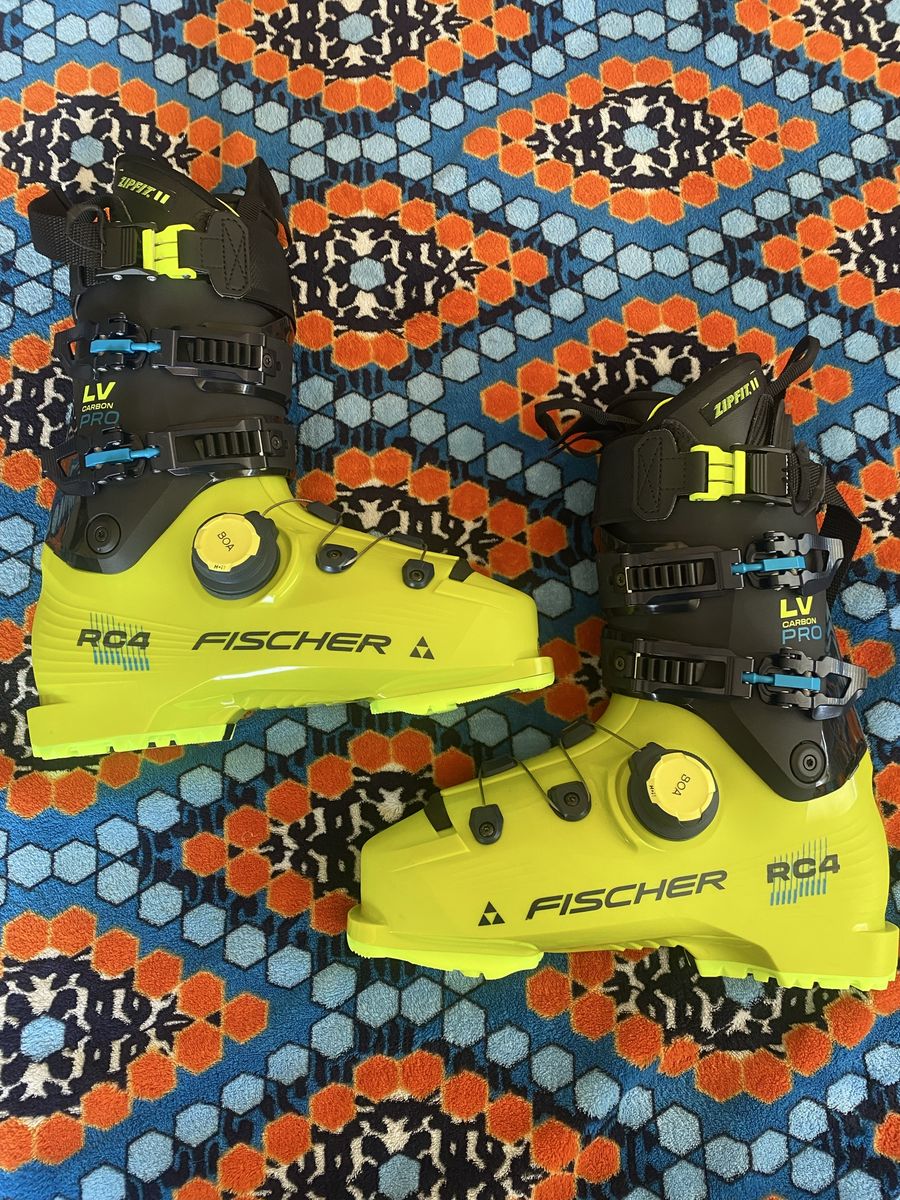 Fischer RC4 LV Carbon Pro Ski Boots, Size 28.5, Green/Black, GripWalk, BOA, ZipFit