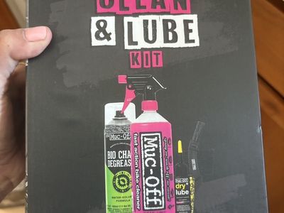 Muc Off Clean And Lube Kit