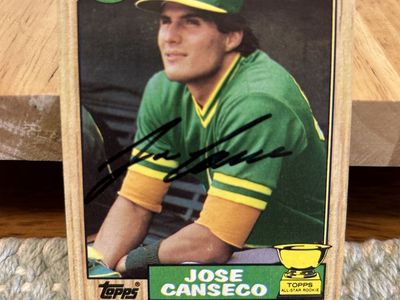 1987 Topps Jose Canseco Autograph Oakland A’s Hand Signed Baseball Card