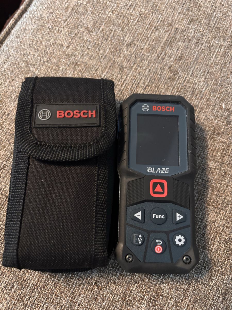 Bosch Glm165-22 Laser Distance Measuring Device