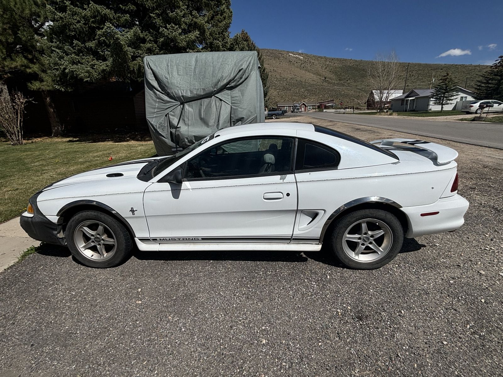 1998 Ford Mustang Base