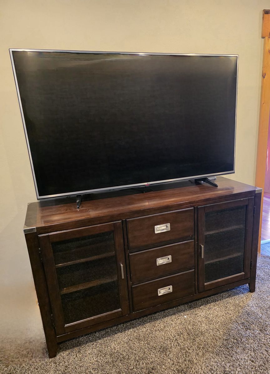 65 inch LG Smart TV