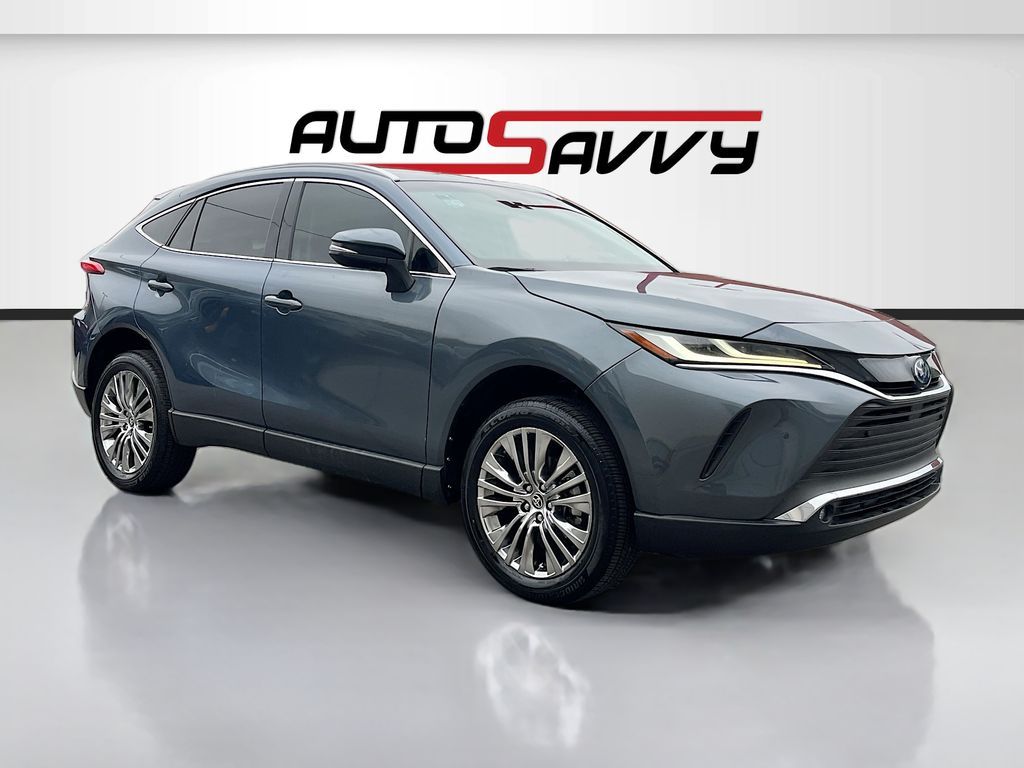 2024 Toyota Venza XLE