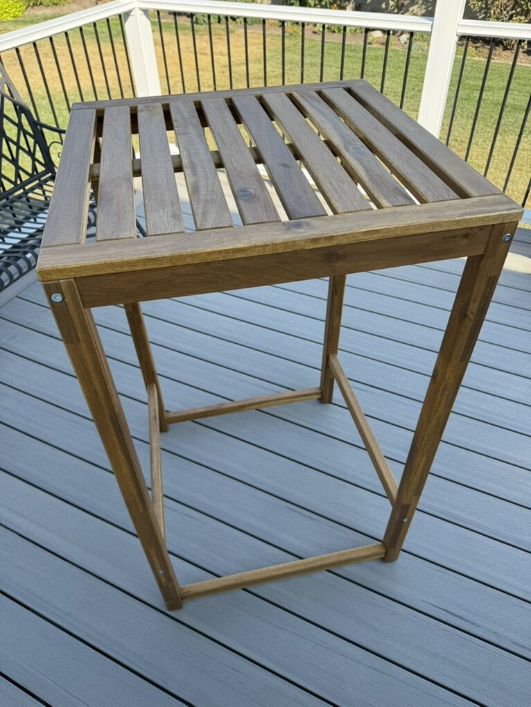 Ikea NÄMMARÖ Table