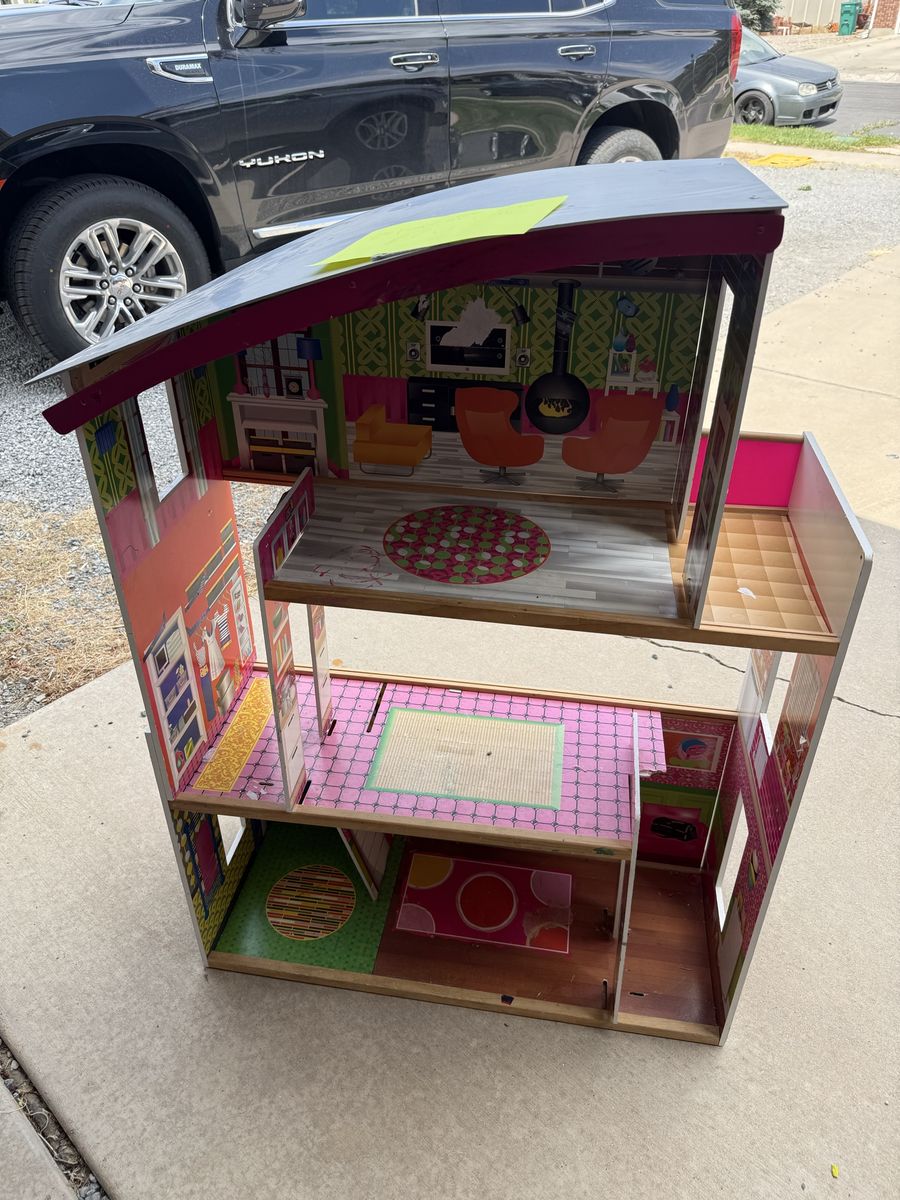 Used Wooden Dollhouse