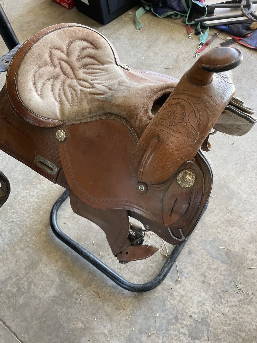 16 inch Western Saddle