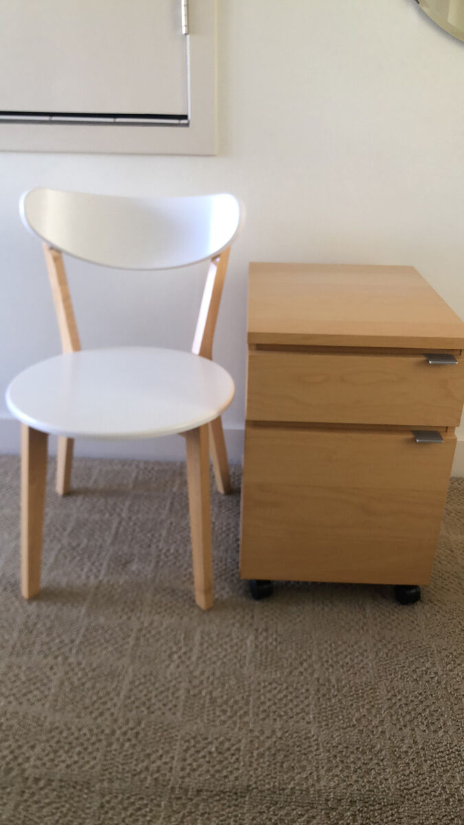 MODERN SIDE TABLE WITH DRAWERS & CHAIR