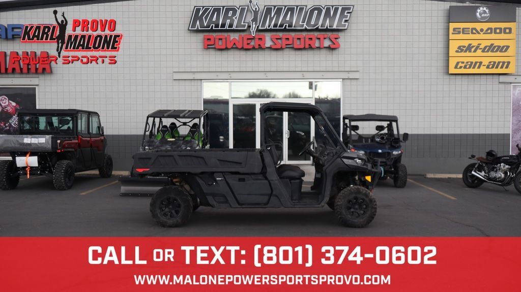 2025 Can-Am® Defender PRO XT HD10