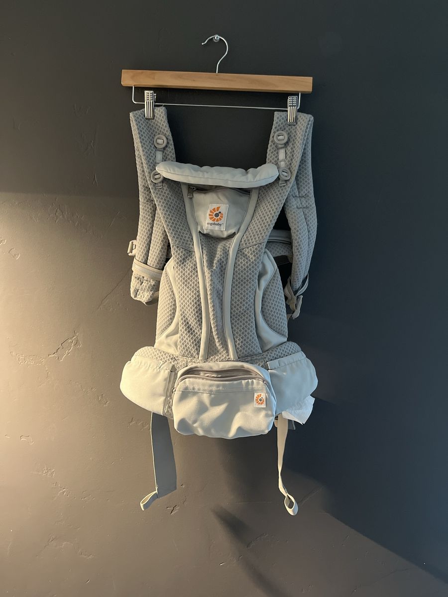 Omni Breeze All-Position Baby Carrier - Gray