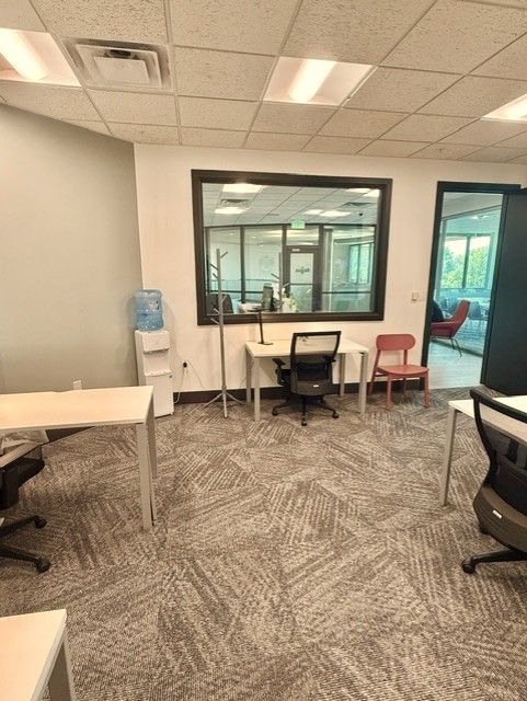 "Focus & Collaborate: Secure Your Perfect Desk Now!"