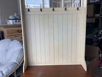 Hallway coat rack