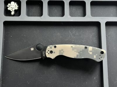 Spyderco Paramilitary 2
