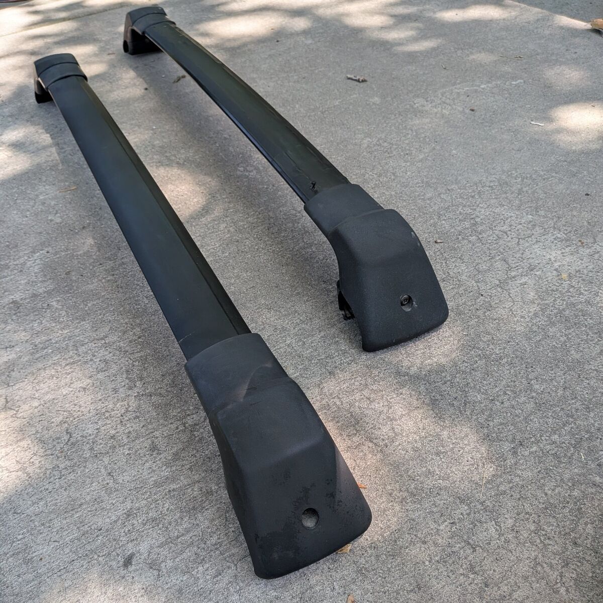 Subaru Forester roof rack cross bars