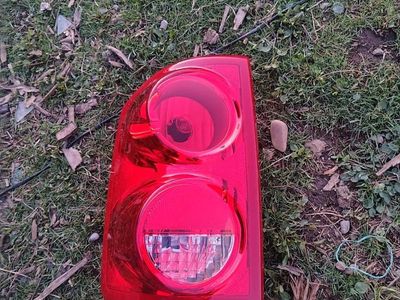 2005-2011 Dodge Dakota tail light