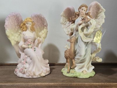 Roman, Inc. Angels Figurines Set: "A Prayer for Peace" & "Angel with Fawn" - Serene Decor