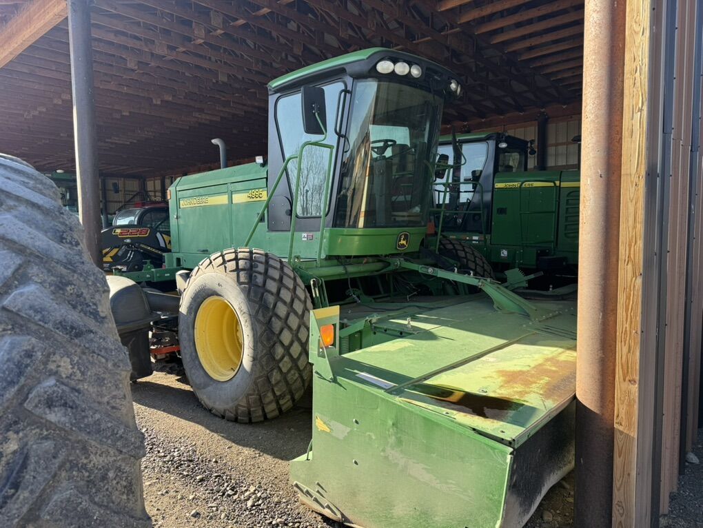 2008 John Deere 2995 Swather