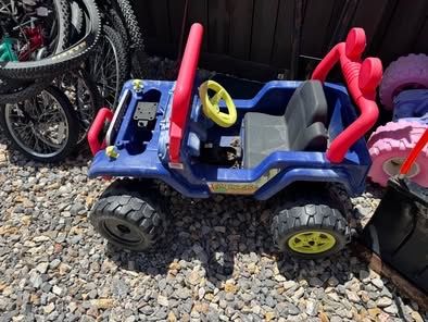 12 volt kids Jeep