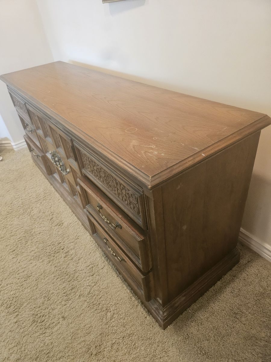 Main image 5