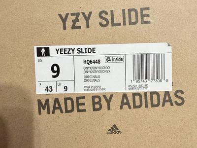 Yeezy slide mens size 9