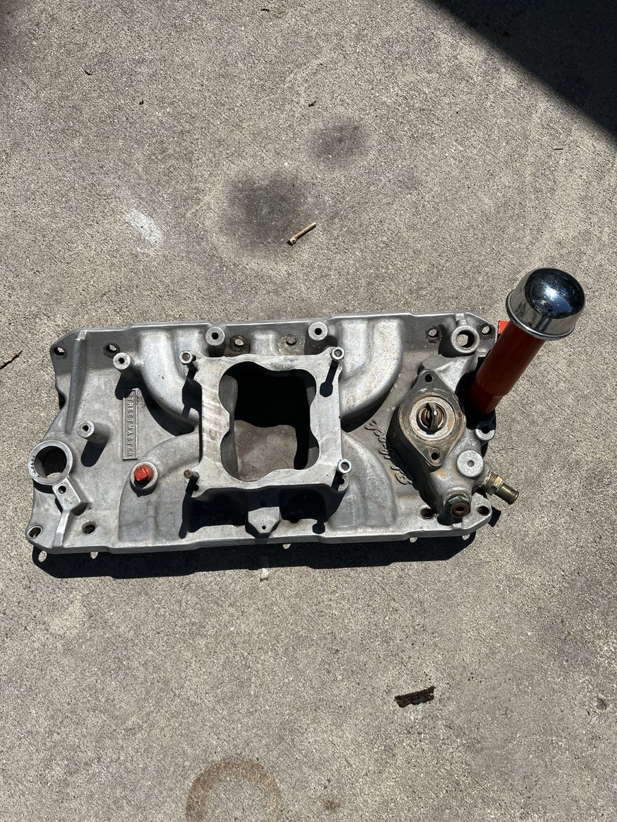 Edelbrock Streetmaster Intake Manifold Used Auto Part