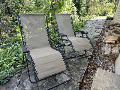 * LIKE NEW Zero Gravity Chairs *