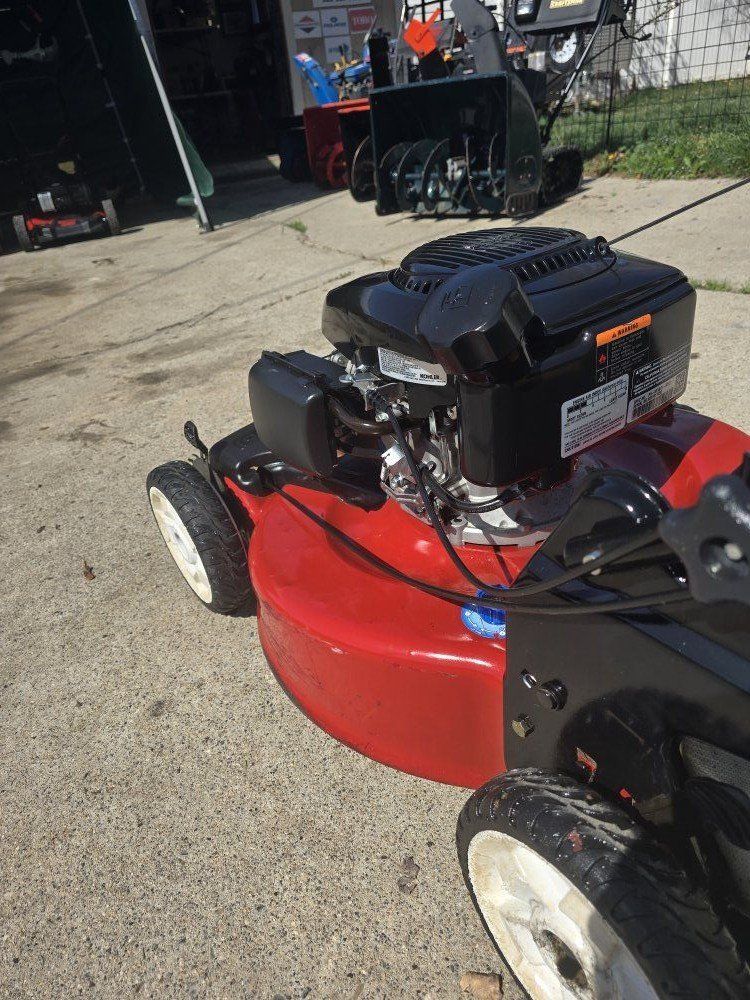 Toro 22" Recycler self propelled fresh service!