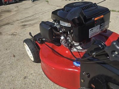 Toro 22" Recycler self propelled fresh service!