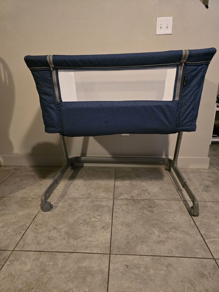 Bassinet Dream On Me