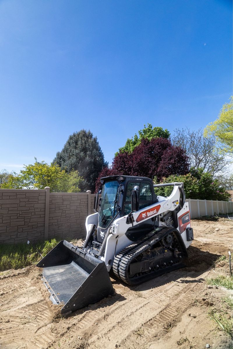 Full size Bobcat for rent