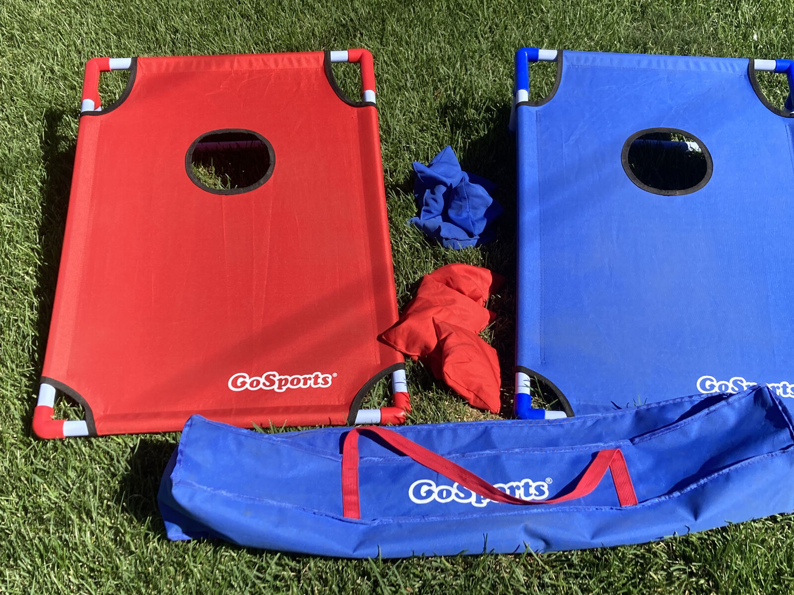GoSports Portable Corn Hole Set in Like New condition
