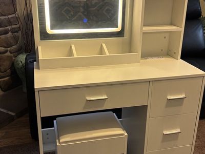 NEW--WHITE WOOD VANITY DESK WITH LED LIGHTED MIRROR