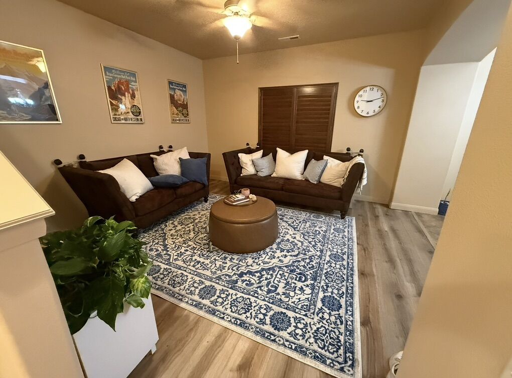 Room For Rent Female College Student