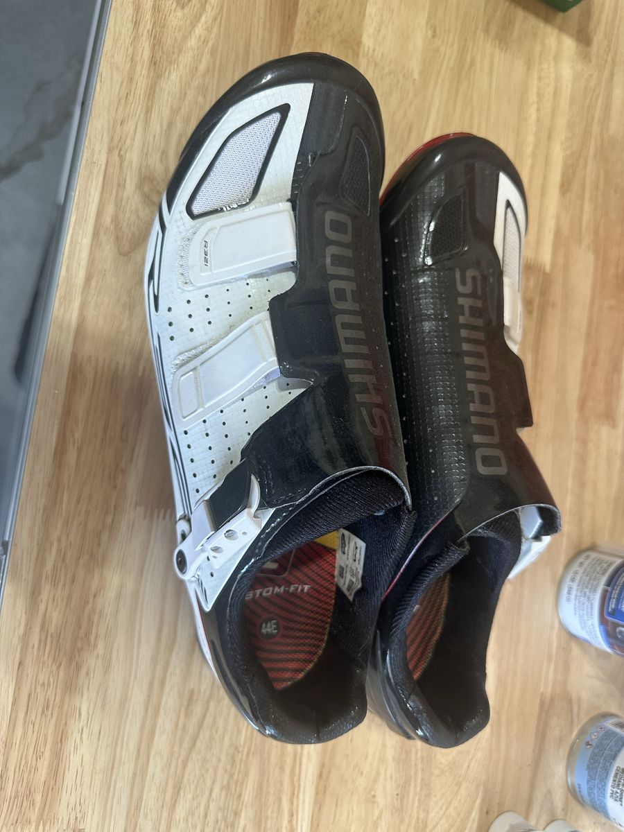 Cycling shoes