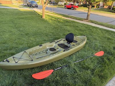 Lifetime 10ft Tamarack Angler kayak + extras