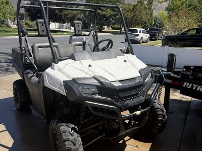 Honda pioneer 700