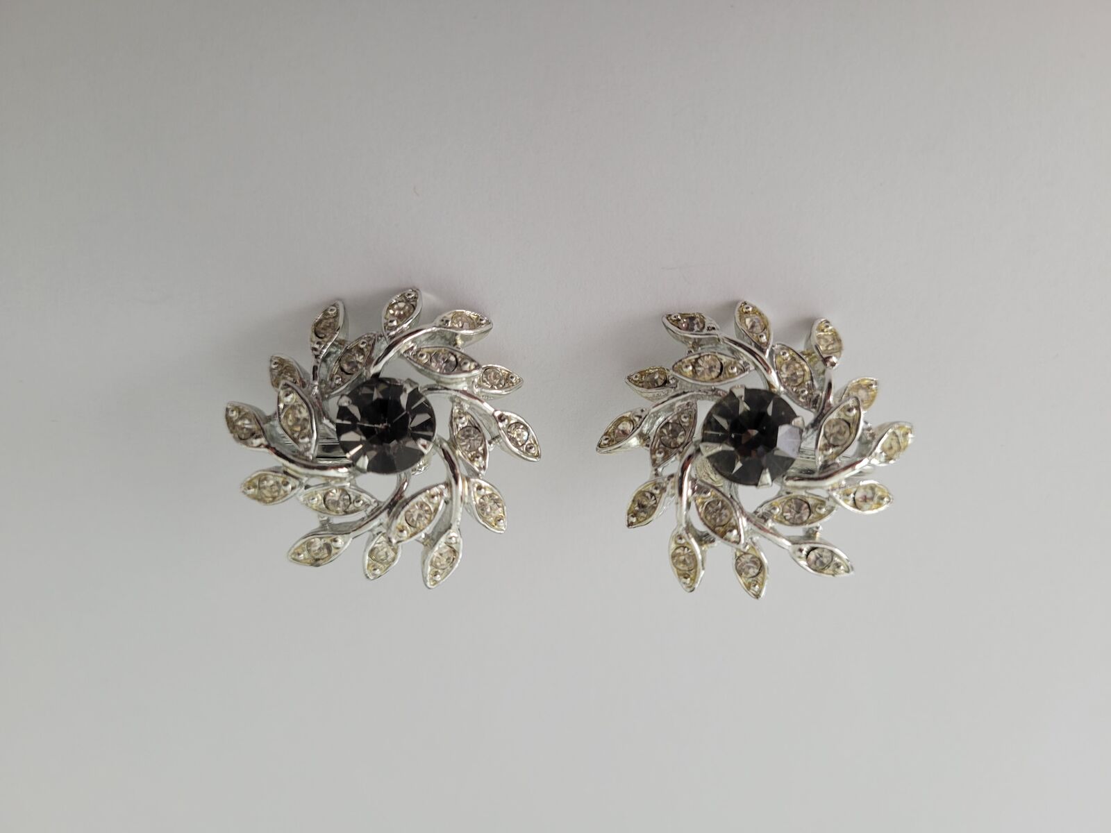 Sarah Coventry Clip On Earrings