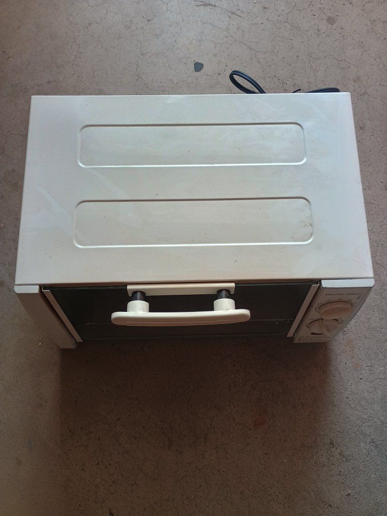 Main image 3