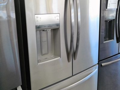 New 28 cf Stainless French Door Refrigerator~1 Year Factory Warranty