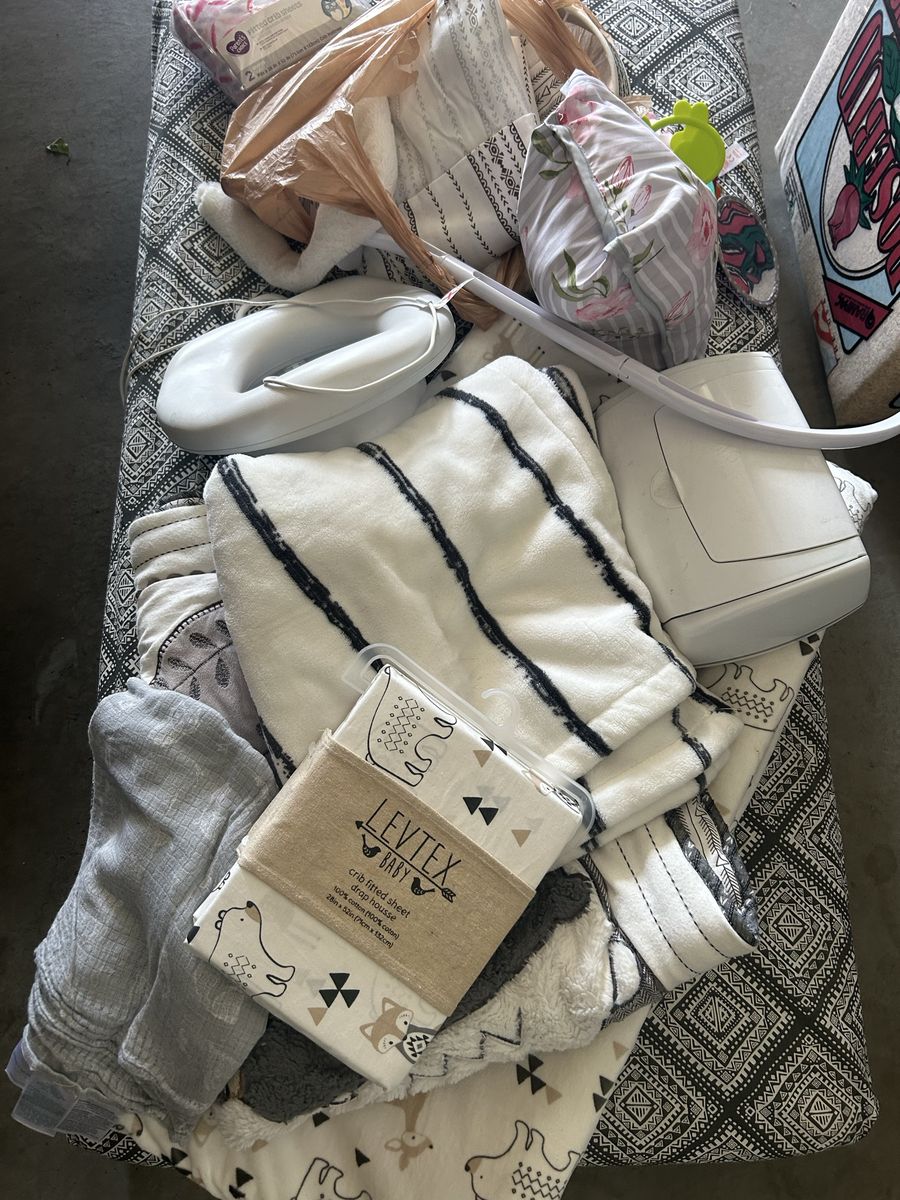 Baby Crib Mattress and Bedding Bundle