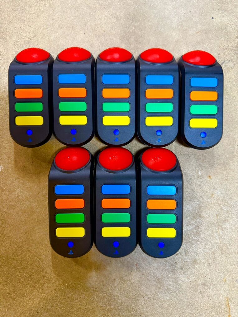 4 BUZZ! Controllers for PlayStation 2 & 3